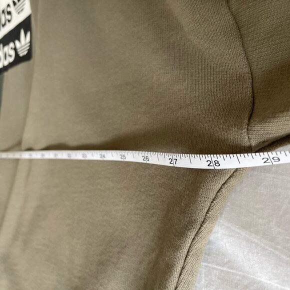 ✨Adidas✨ Women's Originals R.Y.V. Sweatshirt (Shadow Green | Legacy Green) - Picture 5 of 9